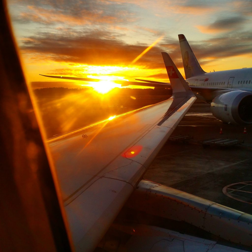 Sonnenaufgang im Flieger